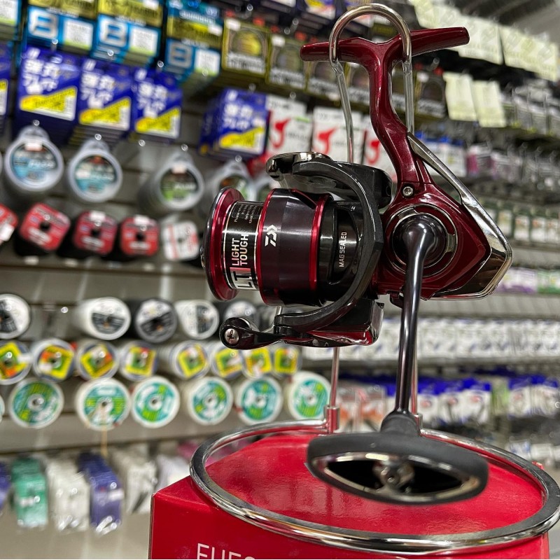 Daiwa 21 Fuego CS LT 3000-C. - Caza Y Pesca Trimar